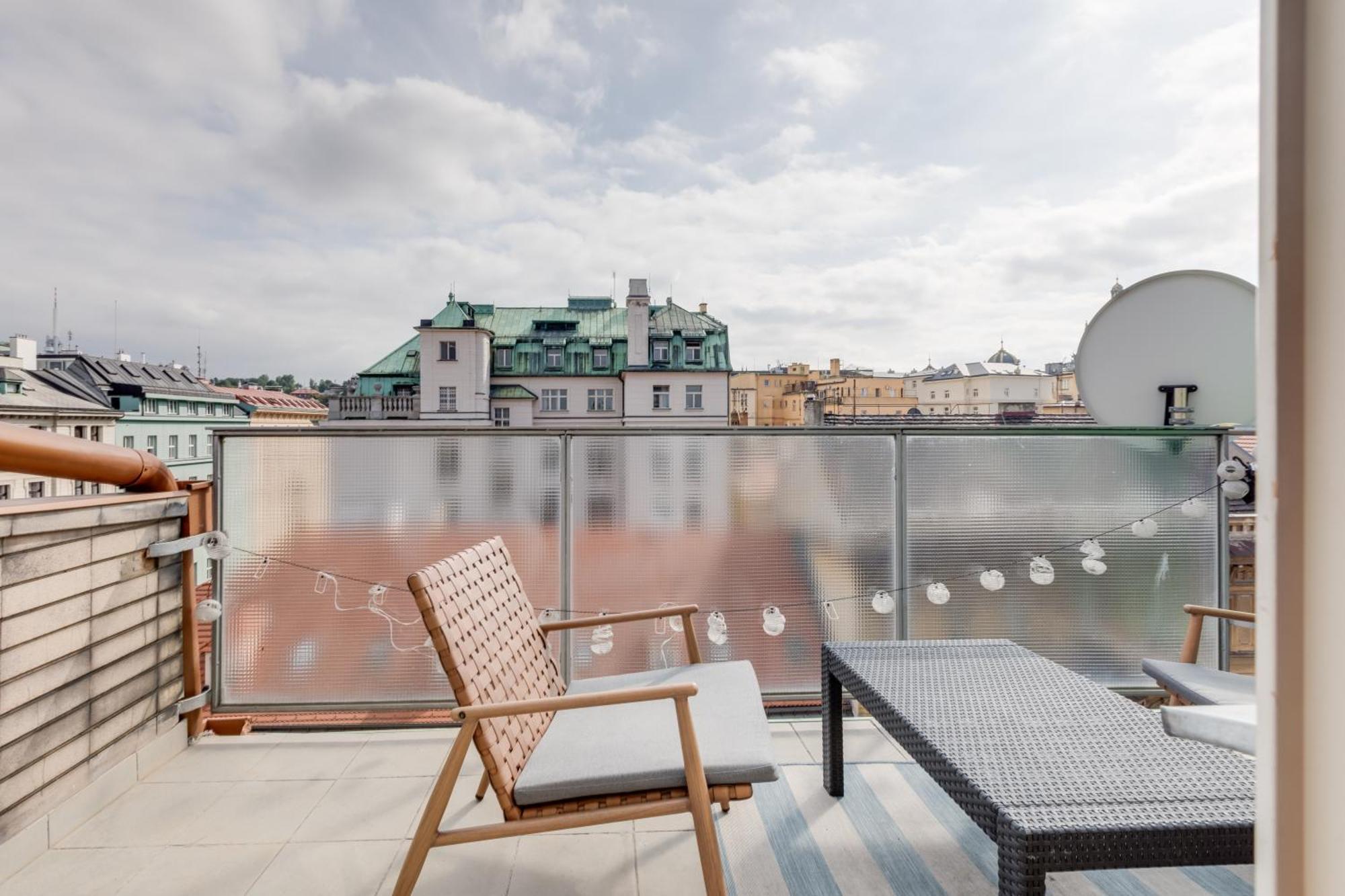 פראג Jt'S Apartments Opletalova Str. מראה חיצוני תמונה